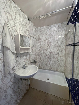Prodej bytu 1+1, 42 m², s lodžií a krásným výhledem - 11