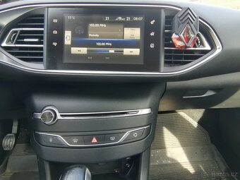 Peugeot 308 Kombi 1.2, 81kW, klimatizace, tempomat, LED - 11