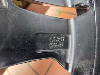 ORIGINAL ALU KOLA PEUGEOT 2008 GT s PNEU MICHELIN 215/55R17 - 11
