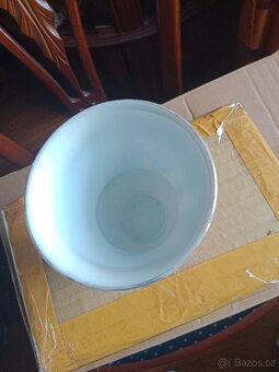 Čtyři pěkné, staré porcelánové zdobené, malované poháry na p - 11