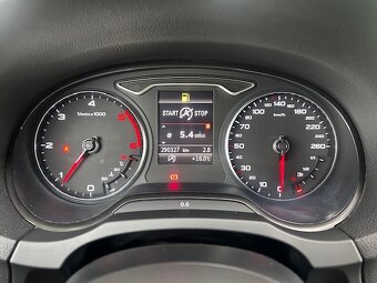 Audi A3 2.0 TDi S-line, 2013, xenony, navi,18´´,velmi pěkná - 11