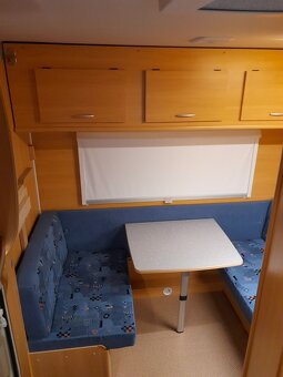 Nezávislý karavan Dethleffs 390 New Line, 4 postele - 11