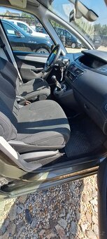 Citroën C4 Picasso 1.6i 16V 88kW ČR - 11