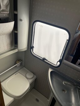 Karavan Bürstner Ventana 410 TS - 11