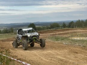 Polaris RZR 1000 Turbo R, SPZ, najeto 3300 km, rok 22 - 11