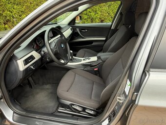 BMW 320i AUTOMAT - NAVI XENON / 04/2012 - 160.801km / KRÁSNÝ - 11