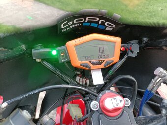 Okruhova Honda CBR 600 f4 - 11
