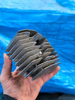 Hlava Babetta 210 - 11