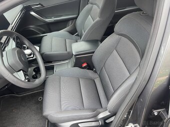 Prodám MG4 Electric r,v,12/2022 125 KW baterie 54 KWh DPH - 11