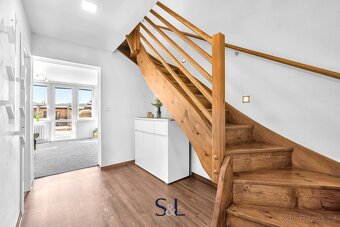 Prodej řadového domu 3+1, 82 m2, s terasou, zahradou a krásn - 11