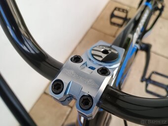 Bikrosový BMX Mondraker Duel Pro Team vo veľkosti Pro - 11