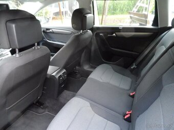 VW Passat B7 2.0 TDI 130 KW,Xenon,Navi.R.V.07/2014 Zachovalé - 11