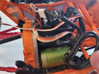 RC auto Axial Ryft RBX10 + FS-GT2G - 11