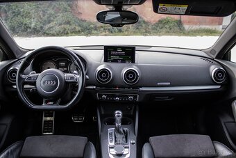 Audi S3 Quattro 2.0 TFSI - 11