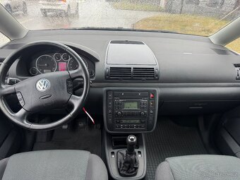 VW Sharan - 11