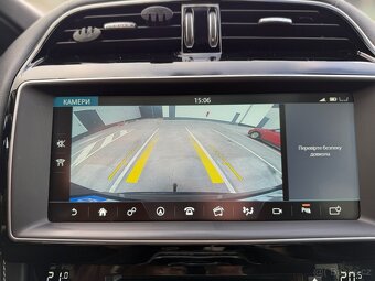 Jaguar F-Pace R-Sport - 11