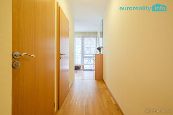 Prodej, byt, 3+kk + garáž, 117 m2, Karlovy Vary, ul. Na Vyhl - 11