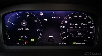 Honda Civic 2.0 i-MMD Advance e-CVT - 11