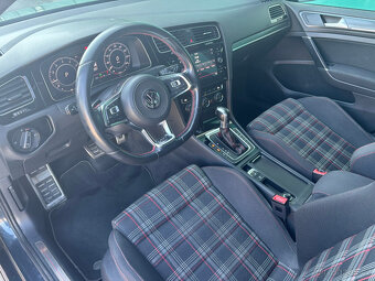 Volkswagen Golf GTI   ČR, 1.majitel - 11