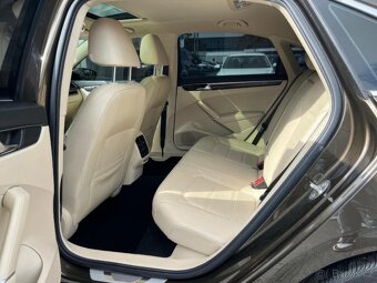 2019 Volkswagen Passat 2.0T SE R-Line FWD 2.0 - 11