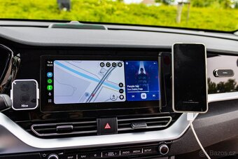 Kia Niro 1.6 GDi Plug-in Hybrid Gold A/T 2019 - 11