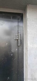 Prodám garáž - 11