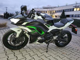 Kawasaki Ninja 650 r.v 2022, naj jen 3236 km Jak nová - 11