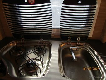 Obytný karavan Sterckeman 430CP-předváděcí - 11