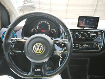 Volkswagen Up 1.0MPi 55kW CUP, Klima, Navi, ALU, Výhřevy - 11
