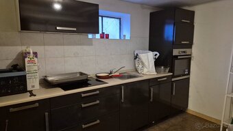 Nadčasová kuchyňská linka Maxx - 11