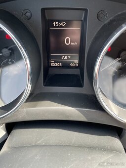 Škoda Yeti 1.2 TSI 77 Kw Jen 85tkm TOP STAV - 11