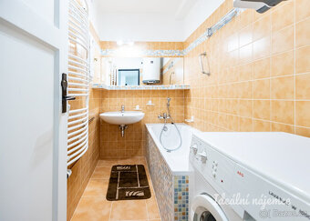 Pronájem bytu 2+1, Jeseniova, Žižkov, 23900 Kč/měs, 80 m2 - 11