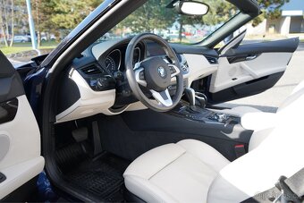 BMW Z4 23i sDrive - 11