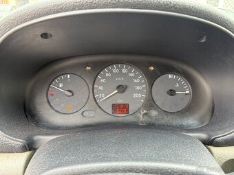 Renault Thalia 1.4i 55kw platná stk - 11