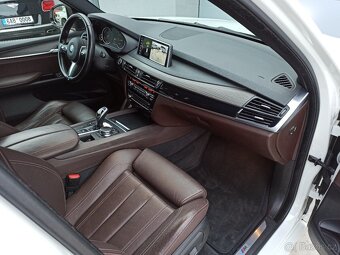 BMW X5 xDRIVE 30d 190kW ČR - 11