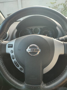 Nissan Qashqai FAAJ10 - 11