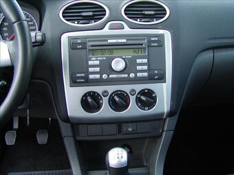 Ford Focus 1.6 TDCi,ESP,EL.SEDAČKY - 11