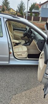 Škoda Octavia combi Elegance 2.0tdi 103kw DSG - 11