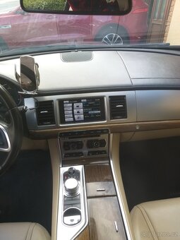 Jaguar xf 3d - 11