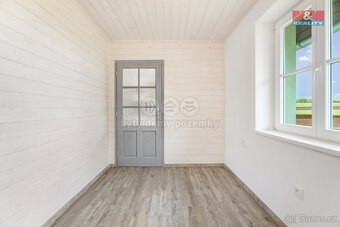 Prodej rodinného domu, 245 m², Ostružno - 11