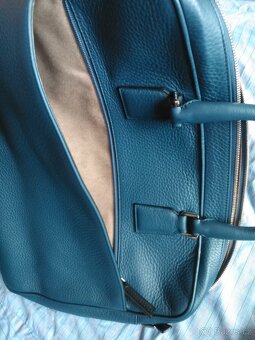 Vlněný kabát Ermenegildo Zegna, kožená brašna Zegna - 11