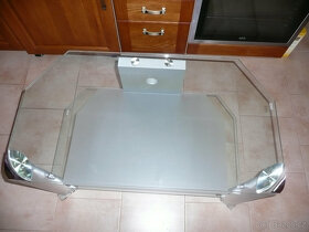 Nový televizní stolek - 11