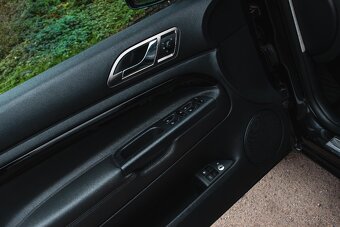 Škoda Superb Edition 100 2.5 TDI 120 kW AUT. | Velký servis - 11