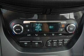 Ford Kuga, 2.0 TDCi, 4x4,nez.topení,Titanium,Tažné zař. - 11