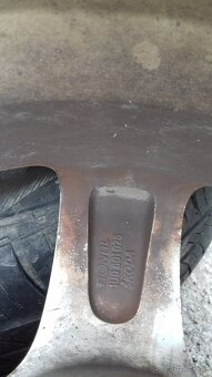 Škoda Octavia 1 sada originál alu + letní pneu 195/65/15 - 11