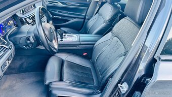 Bmw g11 740d xDrive B&W - 11