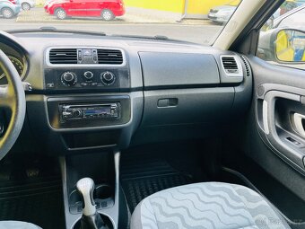 ŠKODA FABIA 1.2 i PUVOD ČR BENZÍN - 11