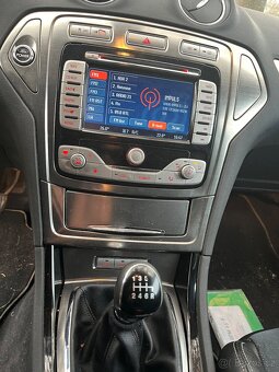 Ford Mondeo mk4 - 11