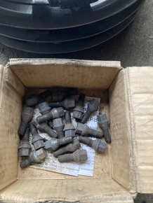 Zimní sada Bmw 205/55 r16 - 11