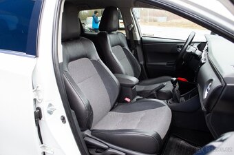 Toyota Auris 1.6 l D-4D - 11